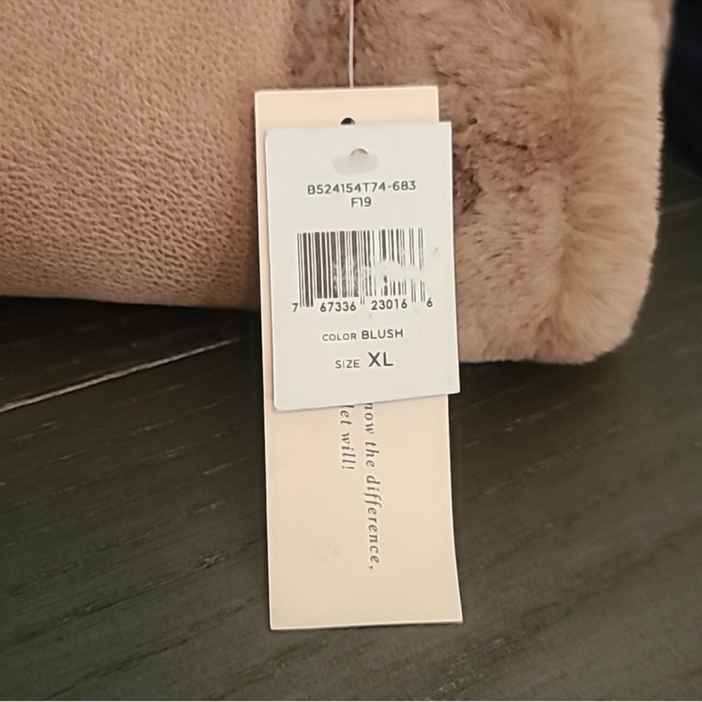 BCBGeneration Blush Shearling Coat - Picture 9 of 10